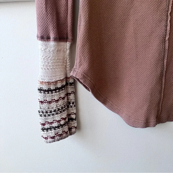 Free People Boho Tan Alpine Ski Lodge Thermal Knit Cuff Newbie Henley Size L - Picture 8 of 11